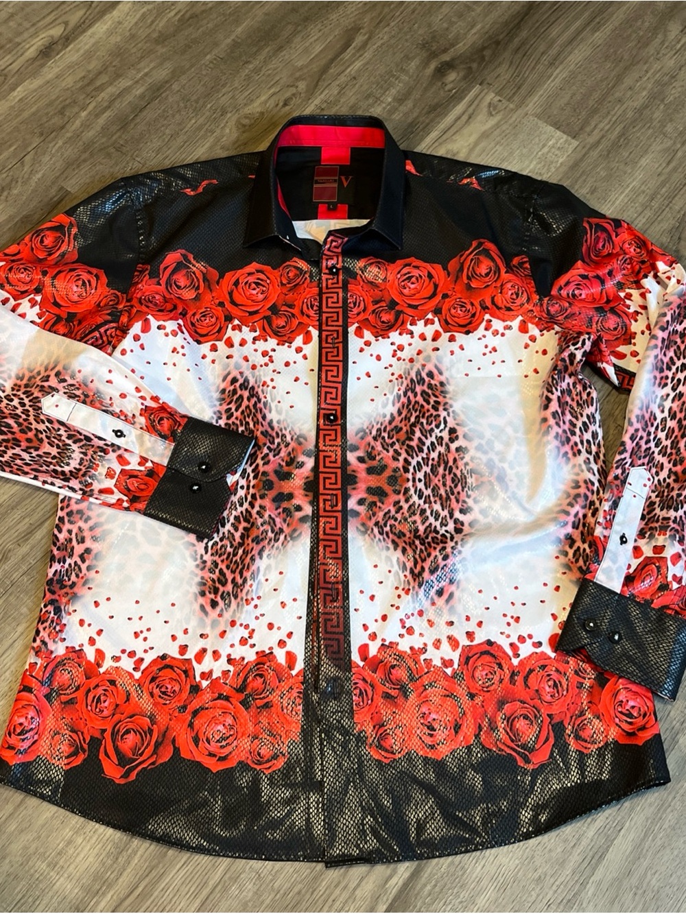 Bold Red Rose & Leopard Print Button-Up Shirt Mens L